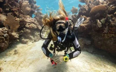 female-diving-instructor